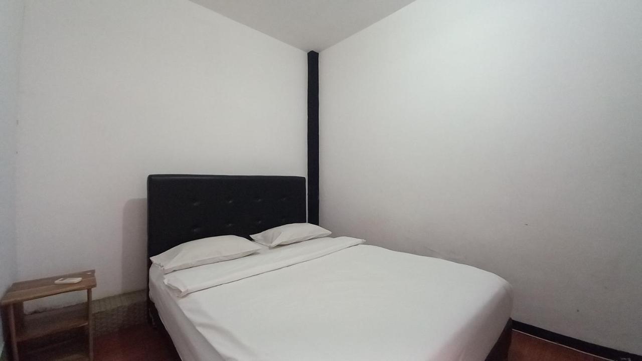 Dc Hotel & Hostel Labuan Bajo Extérieur photo