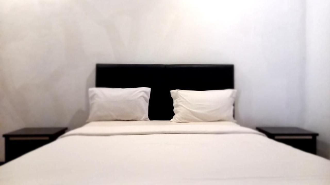 Dc Hotel & Hostel Labuan Bajo Extérieur photo