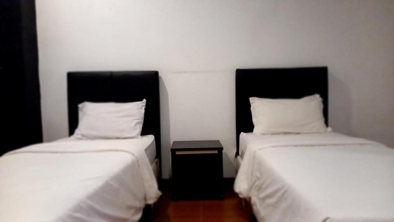 Dc Hotel & Hostel Labuan Bajo Extérieur photo